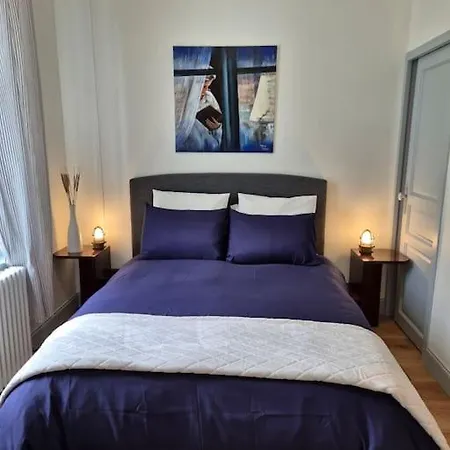 La Maison Blanche Apartment